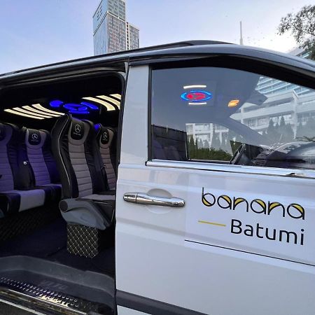 Banana Apartments Batumi Bagian luar foto
